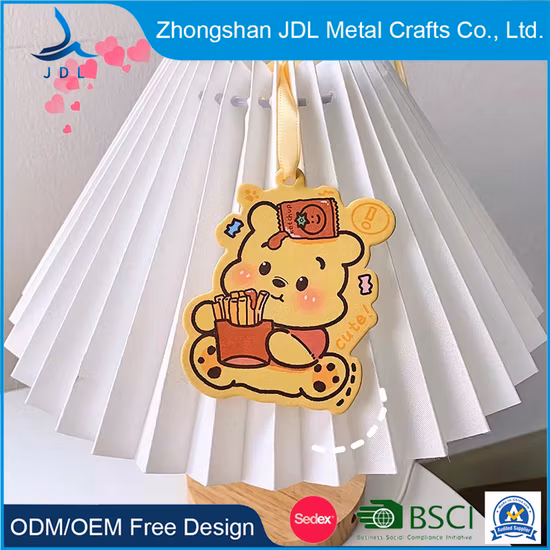 Chinese Supplier Wholesale Car Perfume Bottle Air Fresher Glass Custom Paper Car Fragrance with Wooden Lid Air Freshener Hanging The Car with Empty